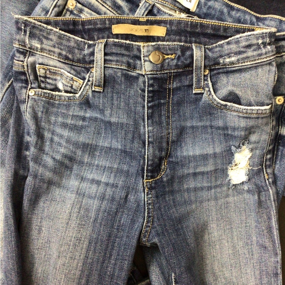 Premium Women's Skinny Jeans Bundle - Dark Blue, Light Blue, Medium Blue - Picture 7 of 7